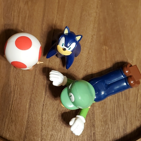 Super Mario Sonic Figure Lot - Picture 2 of 9